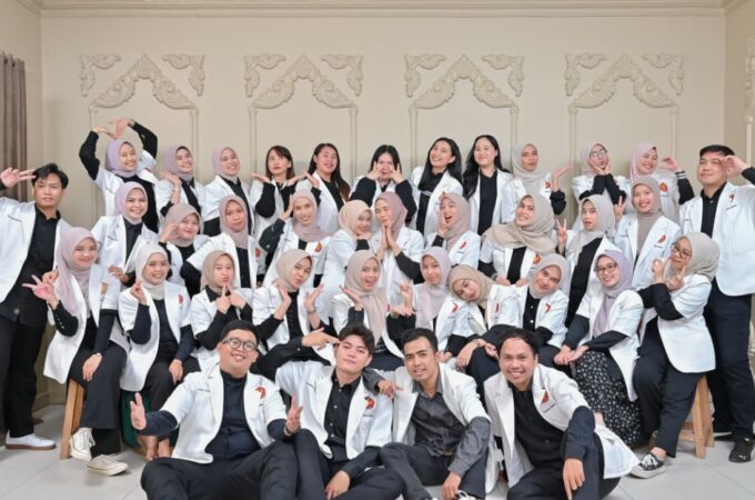Mahasiswa Apoteker