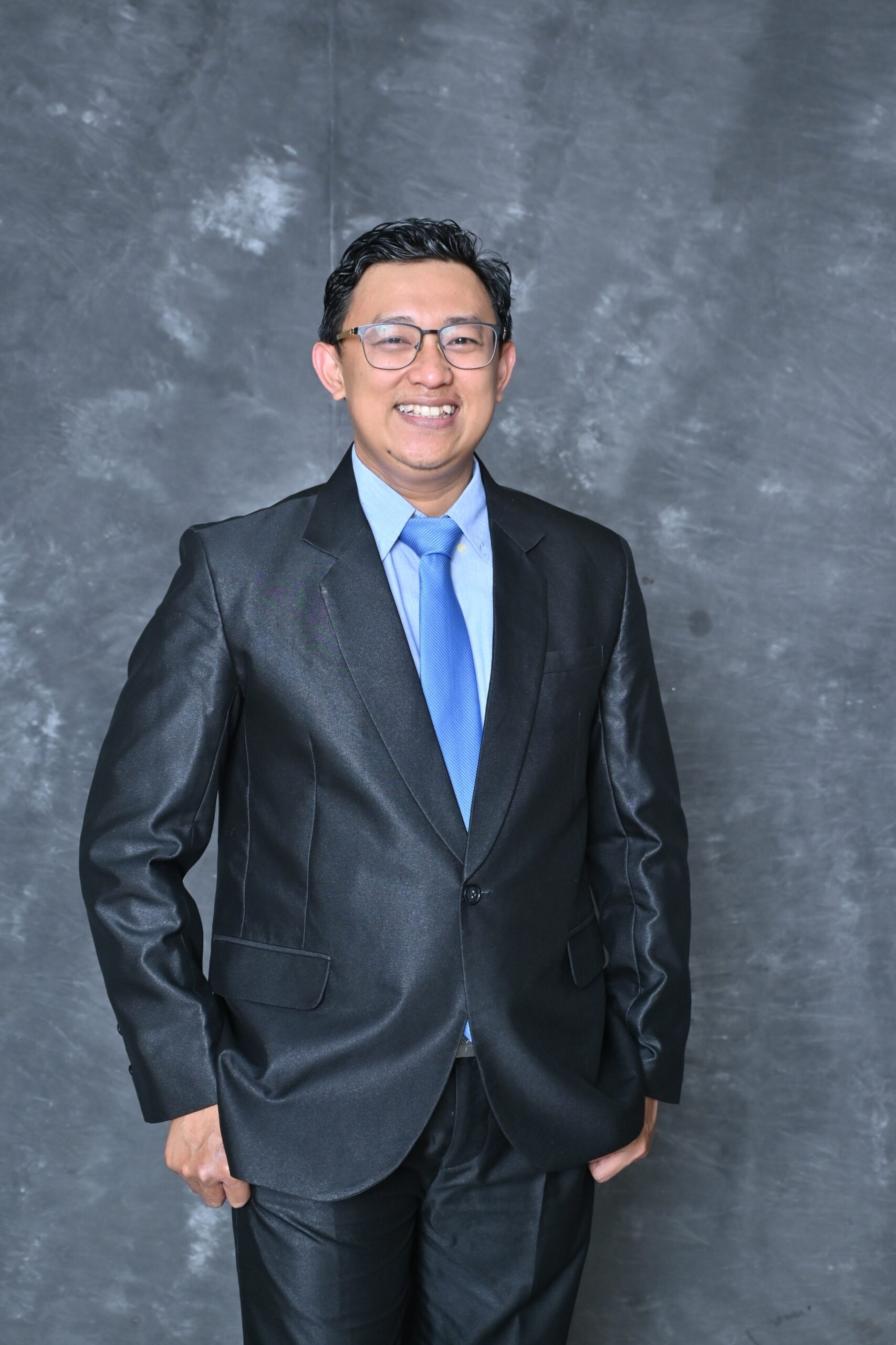 apt. Muhamad Rinaldhi Tandah, S.Farm., M.Sc.